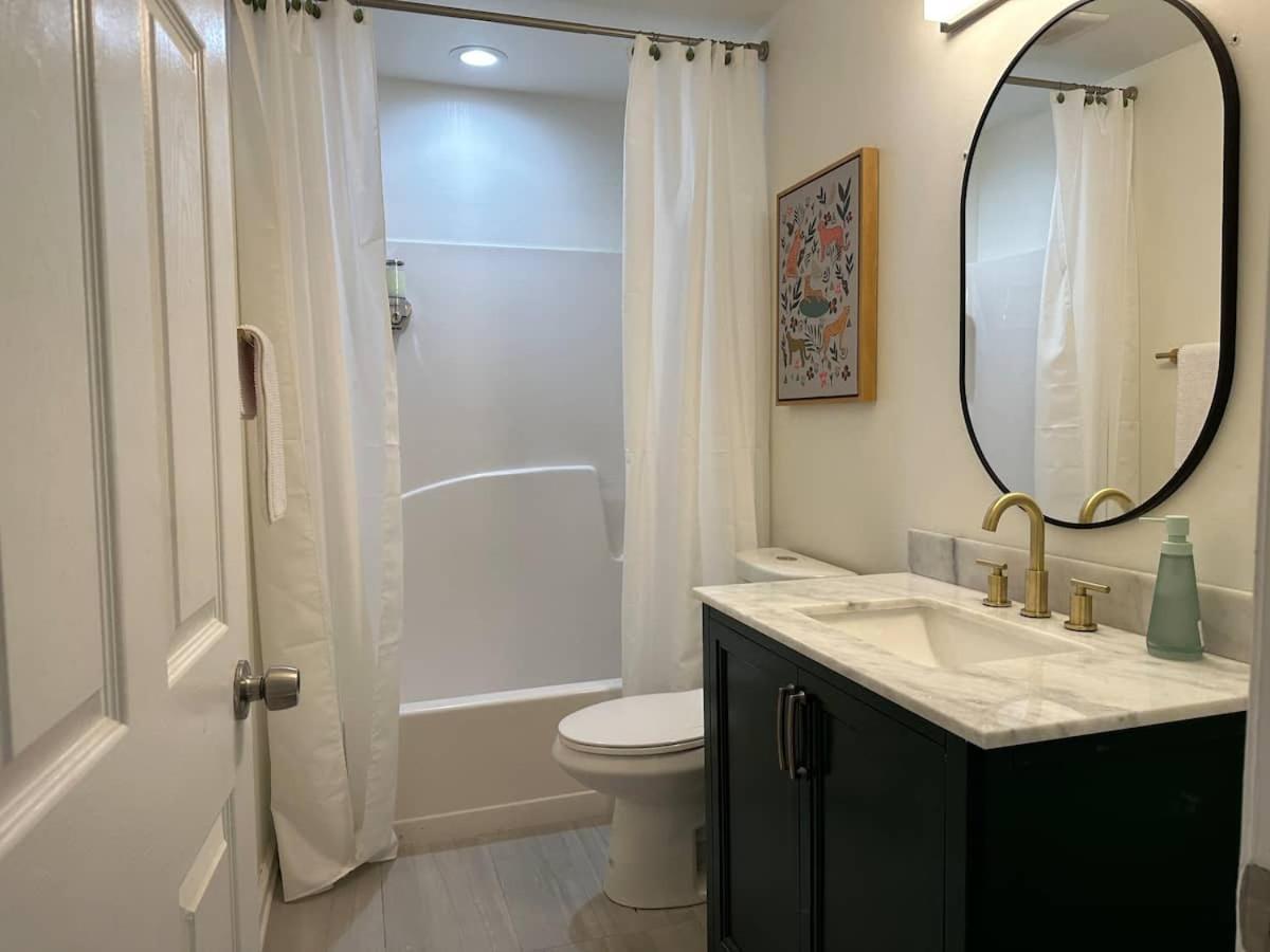 Vine City Home - Duplex - 3 Mins From Gwcc & Mercedes- Benz Stadium Atlanta Esterno foto
